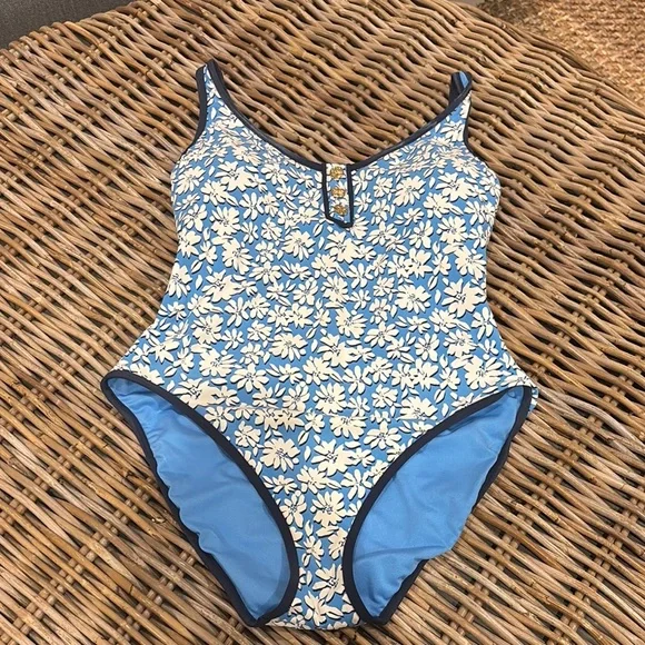 Lilly Pulitzer Lunar Blue Palm Beach Petals one piece size 10 - Picture 3 of 6